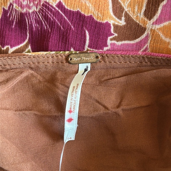 Free People Floral Pink Maxi Skirt - Size 14 - Picture 8 of 8